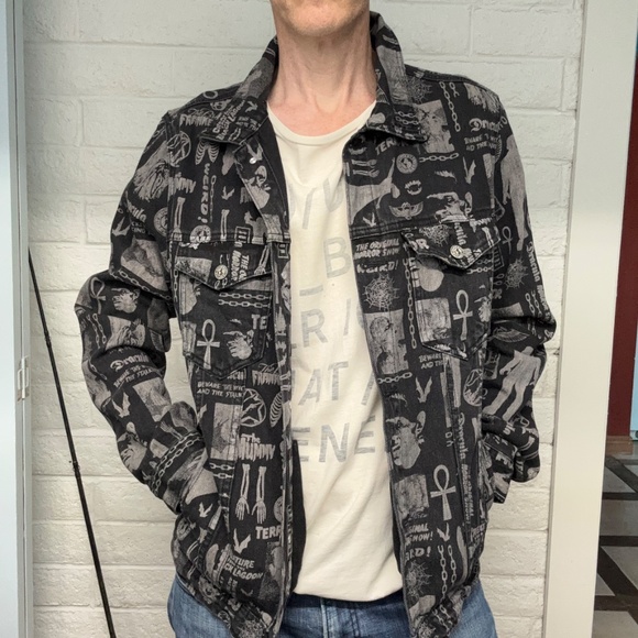 Universal Monsters black jean jacket Size MEDIUM - Picture 2 of 7